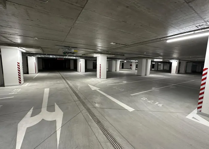 公寓 Light & Airy Comfort - Garage & Balcony 布拉迪斯拉发